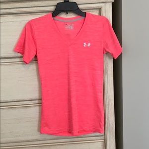 Under Armour heat gear v-neck top